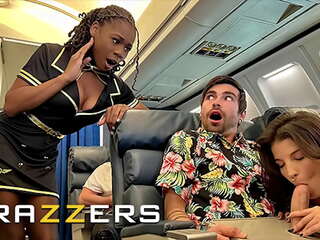Õnnelik saab perses koos flight attendant hazel grace sisse privaatne kui lasirena69 tuleb & joins jaoks a first-rate 3kas - brazzers