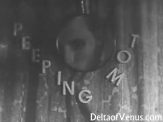 Vintažas seksas video 1950s - vujaristas šūdas - peeping tom