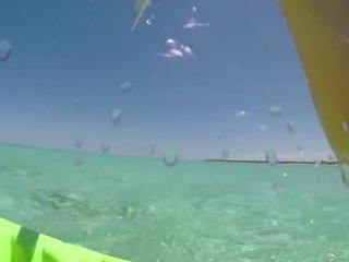 Величезний кінчання shortly після пов секс, бікіні kayaking для назовні публічний пляж!