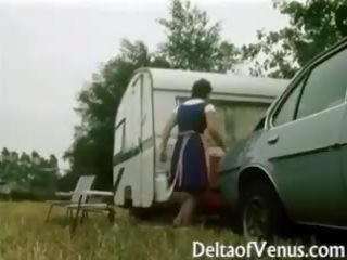 Retro sex 1970s - Hairy Brunette - Camper Coupling